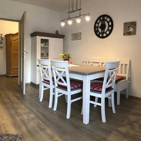 Ahornstrasse Apartamento *